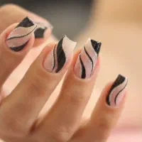 ترمیم کاشت و ژلیش ناخن