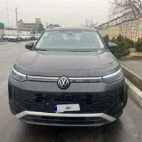 فولکس واگن تایرون 300 L مشکی