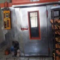 قنادی فروشی