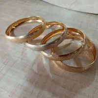 النگو طلا سایز ۴ بدون اجرت تمیز با فاکتور خرید|جواهرات|قم, امامزاده ابراهیم|دیوار