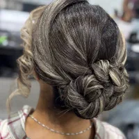 خدمات ارایشی