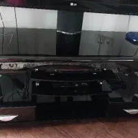 میز تلویزیون در حد نو