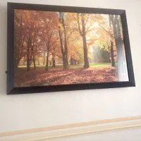 ساعت دیواری و تابلو