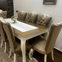 غذاخوری ۸ نفره در حد نو