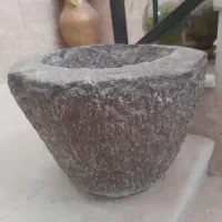 هاون سنگی بزرگ