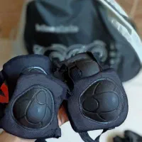 کفش اسکیت با تمام وسایل|دوچرخه، اسکیت، اسکوتر|قشم, |دیوار