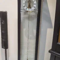 ساعت پایه دار