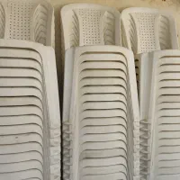 گل میز و صندلی پلاستیک