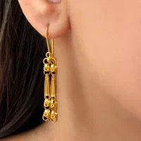 گوشواره آویز|جواهرات|یزد, |دیوار