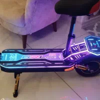 اسکوتر برقی صندلی دار