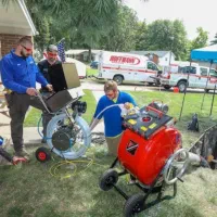 لوله بازکنی و تخلیه چاه با دستگاه فنرزن/شبانه روزی|خدمات پیشه و مهارت|اهواز, کوروش|دیوار