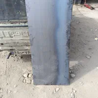 یک عدد ورق سیاه دو میلی