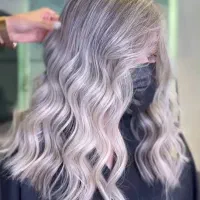 جشنواره ی پاییزی آموزش رنگ و لایت و کراتین