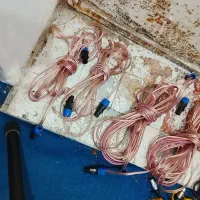 کابل باند|صوتی و تصویری|اندیشه, اندیشه فاز ۱|دیوار