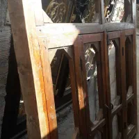 پنجره چوبی تمیز رنگ روغن خورده ابعاد150در160|مصالح و تجهیزات ساختمان|گنبد کاووس, |دیوار