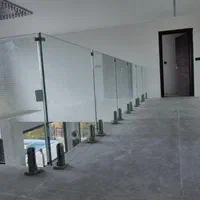 شیشه سکوریت و لمینت|خدمات پیشه و مهارت|شیراز, زرهی|دیوار