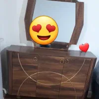 کنسول و آیینه