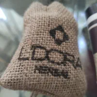 محصولات آرایشی وبهداشتی لدورا|آرایشی، بهداشتی، درمانی|فولادشهر, A2|دیوار