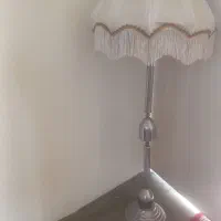 چراخ خواب ایستاده سالم