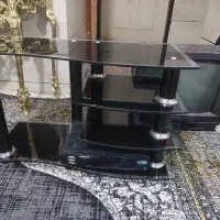 تلویزیون رنگی قدیمی.