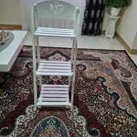 یک عدد استند گل بک عدد  گل مصنوعی