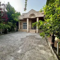 ویلا باغ نما سنگ با سند تکبرگ فقط دو میلیاردونیم