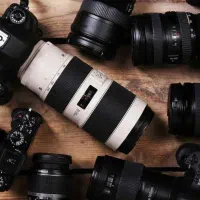 منشی حرفه ای جهت همکاری در عکاسی