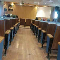 سالن مطالعه vip