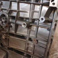 رو  اردی وانت اریسان نیسان سرسیلندر|قطعات یدکی و لوازم جانبی|نجف‌آباد, جلال آباد|دیوار