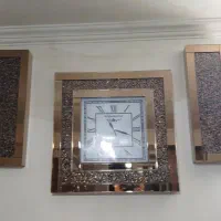 ساعت دیواری گوشواره ای