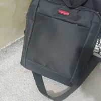 لپ تاپ در حد تمیز عالی رم ۸