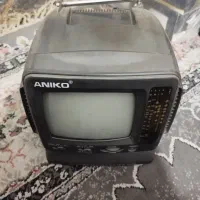 تلویزیون کوچک مینی قدیمی