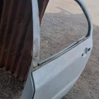 در  عقب دنا  رنگ فابریک سفید و فلاپ رکاب دنا پلاس|قطعات یدکی و لوازم جانبی|اسلام‌شهر, ترشنبه|دیوار