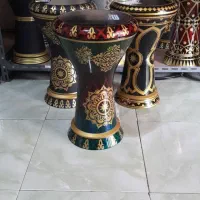 صدای گرم و ریتم‌ساز تمپو و تمبک،