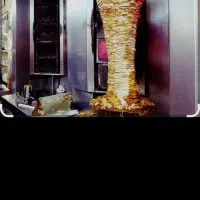 استاد کار شاورما