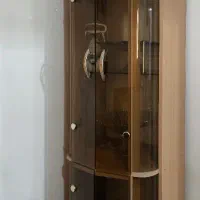 ویترین و میز کامپیوتر با هم یک و پونصد