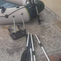 قایق بادی به همراه موتوربنزینی ومتعلقاتش