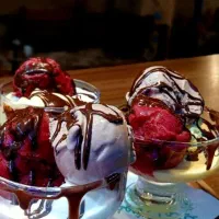 جذب نیرو در کافه رستوران کاخ نشین|استخدام خدمات فروشگاه و رستوران|زاهدان, |دیوار