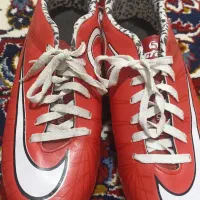 کتونی فوتبال میخی- والیبال و فوتسال|کیف، کفش، کمربند|قزوین, |دیوار