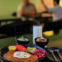 کافه-رستوران-سعادت-آباد