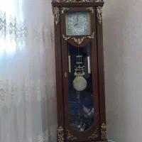 ساعت چوبی ایستاده