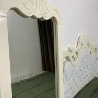 تخت دونفره به همراه میز آرایش