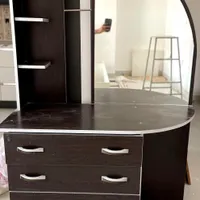 دراور چوبی دارای ۴عدد کشو