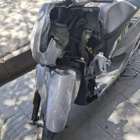 لاکی ۲۰۰ تصادف جزئی
