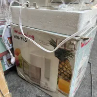 ابمیوه گیری وینینگ