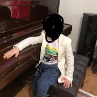 تعدادی لباس دخترانه و پسرانه