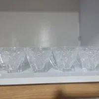 دو دست استکان همراه  دو عدد قندان .سینی