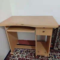 میز کامپیوتر