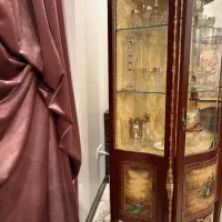 ویترین انتیک زیبا|بوفه، ویترین، کنسول|اصفهان, باغ زرشک|دیوار