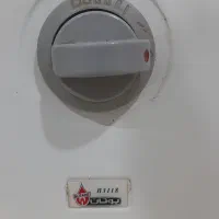 آبگرمگن دیواریB3118 درحد نو